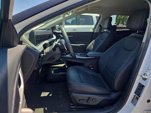 Certified 2024 Kia EV6 Wind AWD/4WD image 7
