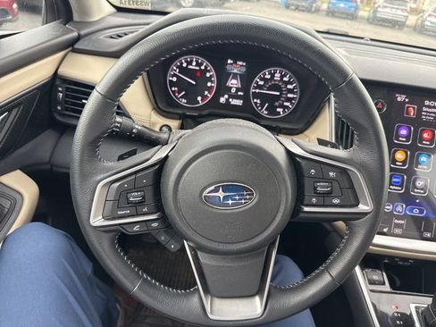 Used 2020 Subaru Outback Premium image 19