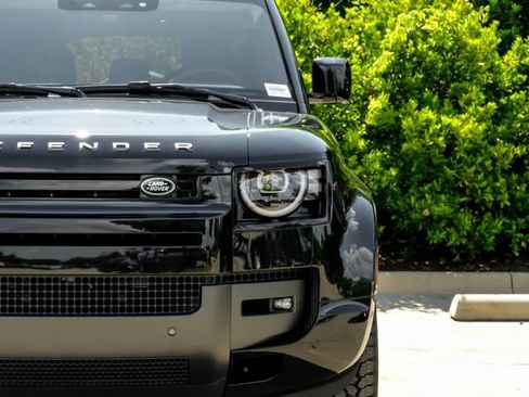 New 2026 Land Rover Defender 110 X-Dynamic SE AWD/4WD image 55