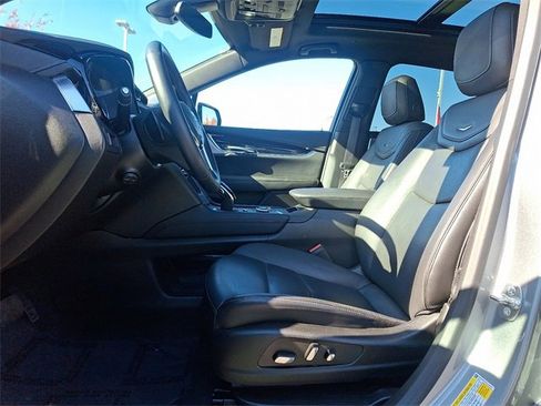 Used 2025 Cadillac XT5 Premium Luxury image 15