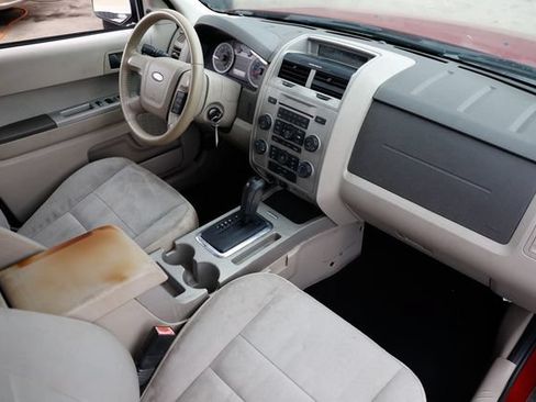 Used 2012 Ford Escape XLT FWD image 21