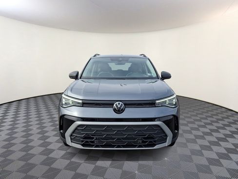 Used 2025 Volkswagen Taos S image 2