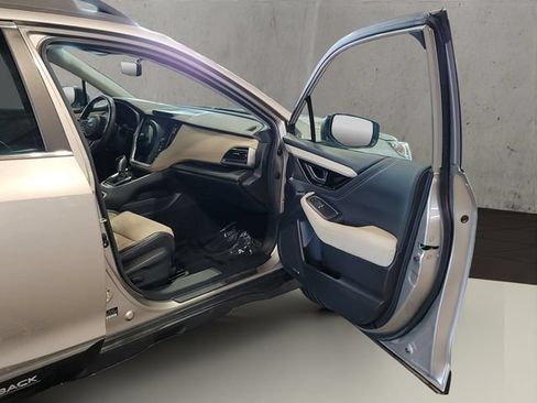 Used 2020 Subaru Outback Limited AWD/4WD image 40