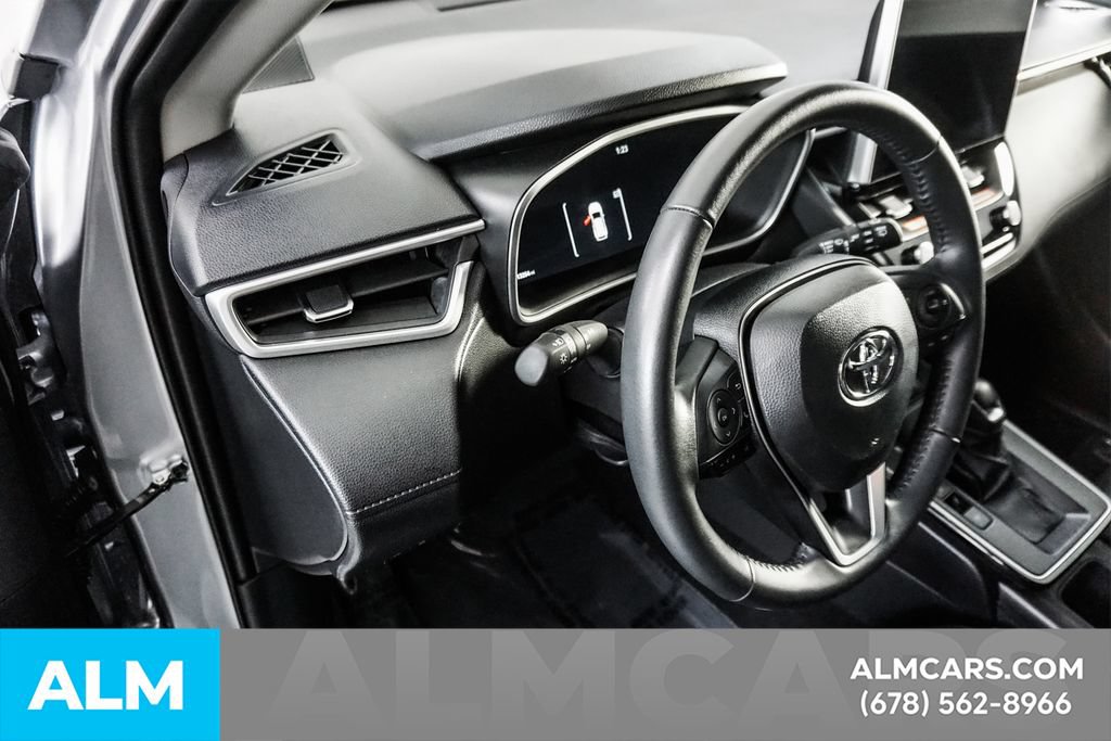 Used 2026 Toyota Corolla Cross XLE FWD image 28