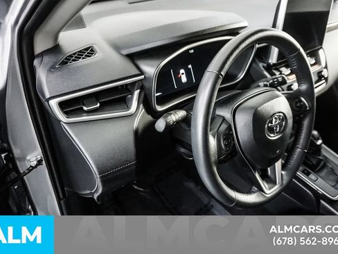 Used 2026 Toyota Corolla Cross XLE FWD image 28