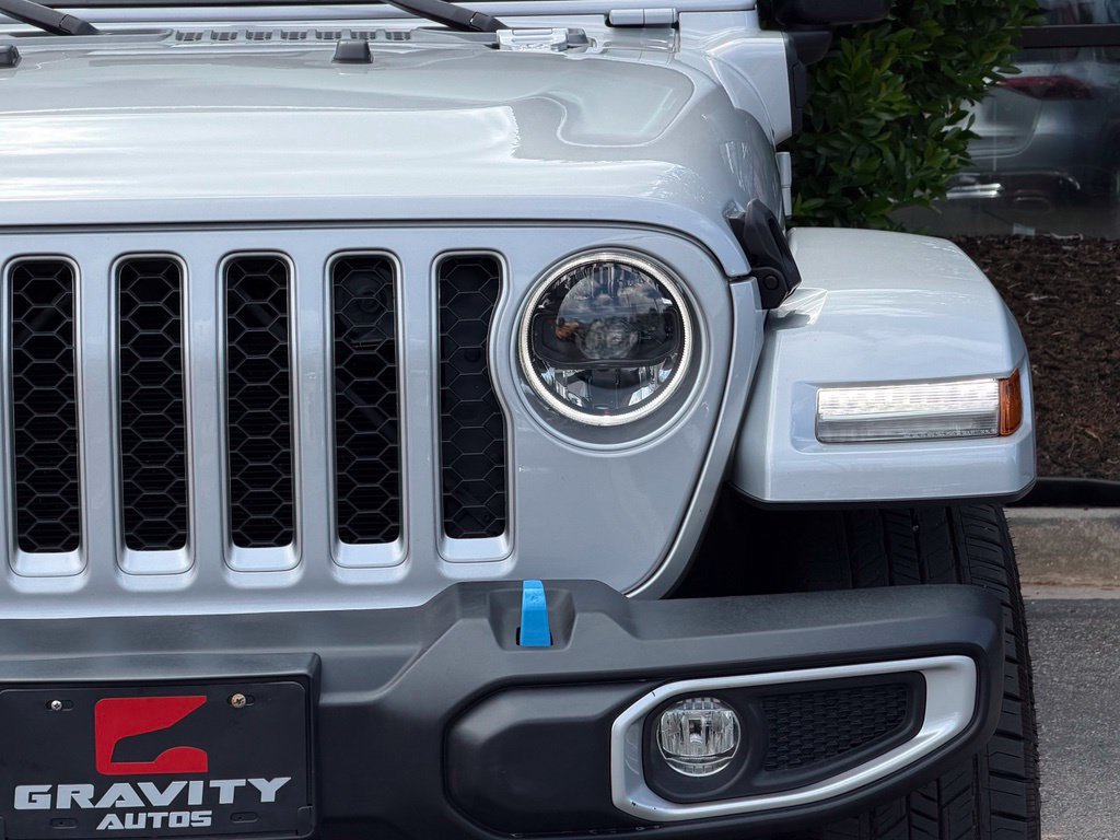 Used 2023 Jeep Wrangler Unlimited Sahara w/ Cold Weather Group AWD/4WD image 5
