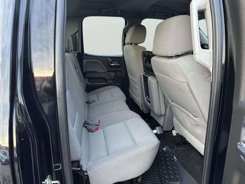 Used 2018 Chevrolet Silverado 1500 Custom w/ Custom Value Package image 14