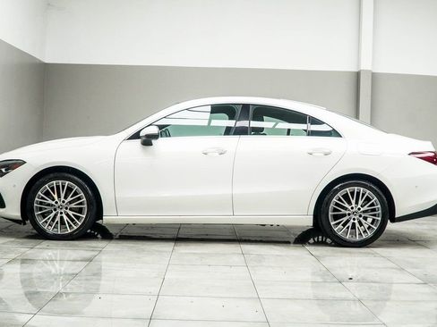 Used 2025 Mercedes-Benz CLA 250 image 9
