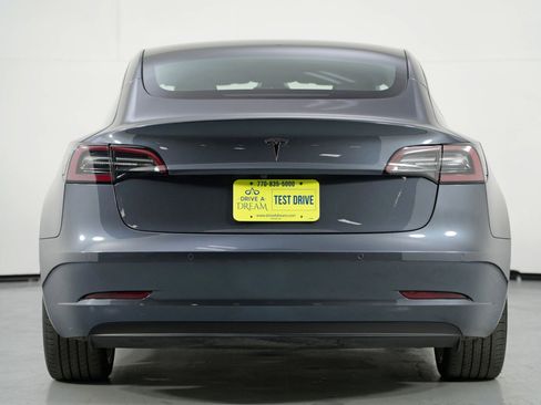 Used 2022 Tesla Model 3 image 12