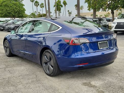 Used 2020 Tesla Model 3 image 4