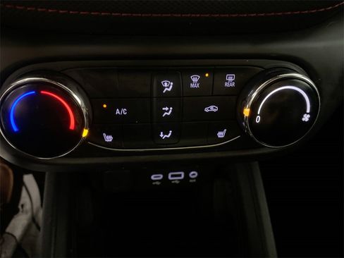 Used 2023 Chevrolet TrailBlazer RS image 18