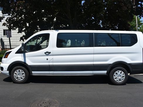 Used 2025 Ford Transit 350 XLT RWD image 8