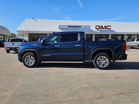 Used 2022 GMC Sierra 1500 Denali w/ Denali Carbonpro Edition image 2