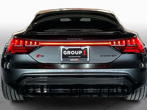 Used 2023 Audi RS e-tron GT image 4