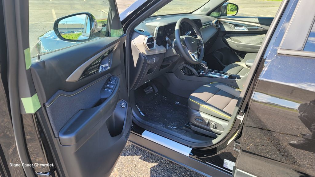 New 2026 Chevrolet TrailBlazer ACTIV w/ Convenience Package FWD image 18
