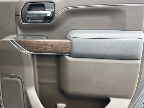 Used 2022 GMC Sierra 1500 Denali w/ Denali Reserve Package image 18