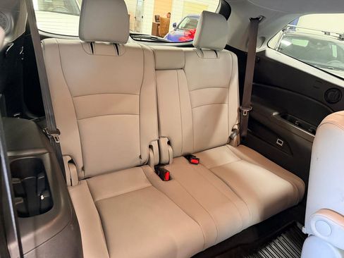 Used 2021 Honda Pilot Touring image 33