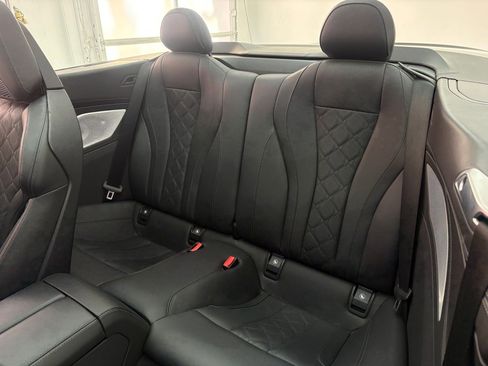 Used 2020 BMW M8 Convertible image 21