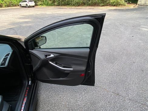 Used 2014 Ford Focus ST w/ Equipment Group 202A FWD image 48