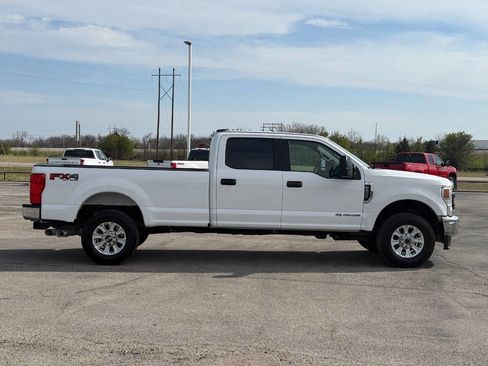Used 2022 Ford F250 XL w/ Power Equipment Group image 5