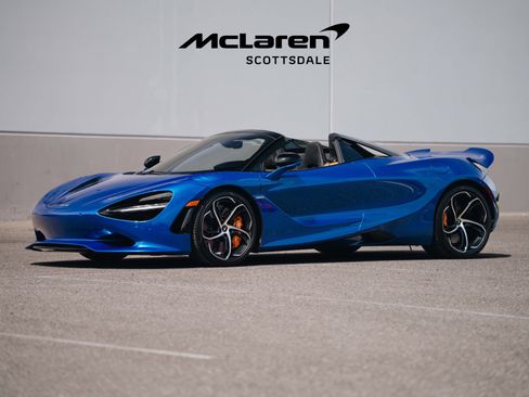 Used 2024 McLaren 750S Spider image 4