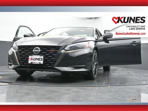 Used 2024 Nissan Altima 2.5 SR image 66