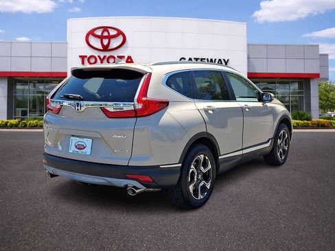 Used 2017 Honda CR-V Touring image 5