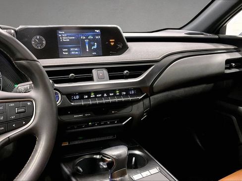 Used 2022 Lexus UX 250h w/ Premium Package AWD/4WD image 9