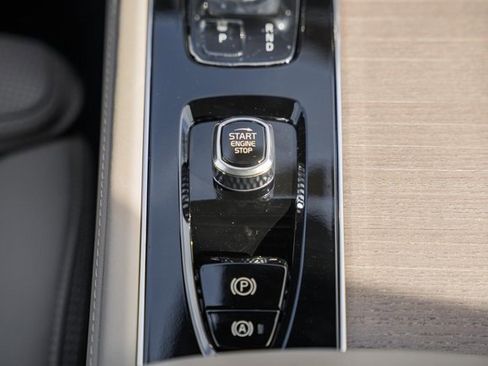 New 2026 Volvo XC90 B6 Ultra w/ Protection Package Premier image 23