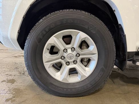Used 2015 Toyota 4Runner SR5 Premium RWD image 24
