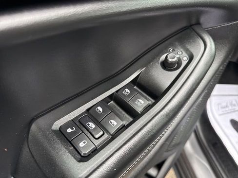 Certified 2025 Jeep Grand Cherokee Altitude AWD/4WD image 25