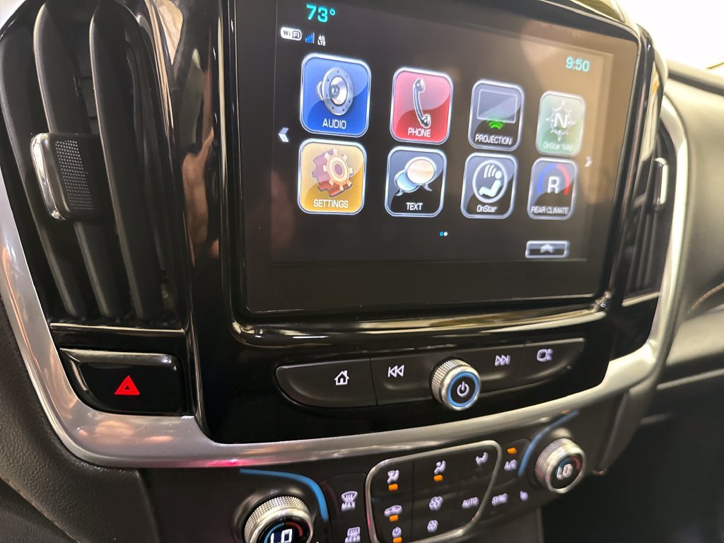 Used 2019 Chevrolet Traverse LT w/ LPO, Floor Liner Package AWD/4WD image 17