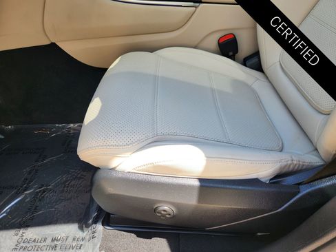 Certified 2026 Mercedes-Benz GLC 300 image 25