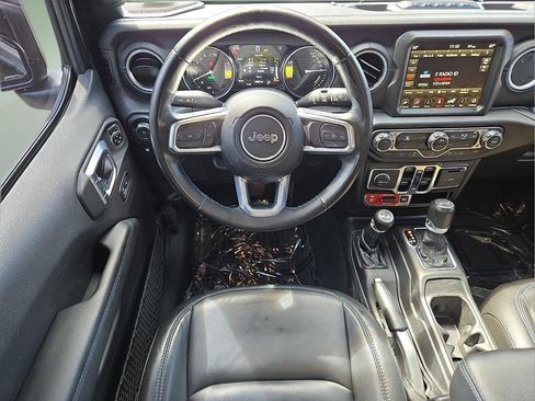 Used 2022 Jeep Wrangler Unlimited Rubicon 4xe w/ Safety Group AWD/4WD image 9