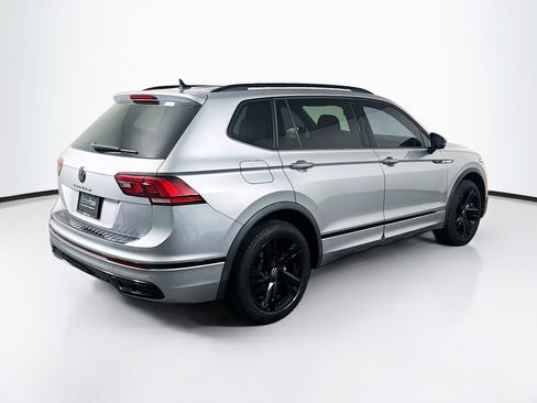 Used 2023 Volkswagen Tiguan SE R-Line FWD image 9