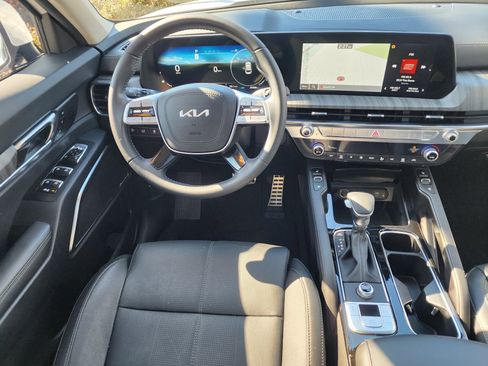 Used 2024 Kia Telluride SX image 19