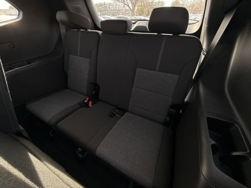 New 2026 GMC Acadia Elevation image 25