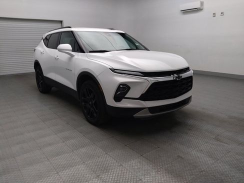Used 2024 Chevrolet Blazer LT w/ Convenience Package FWD image 13