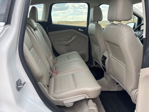 Used 2014 Ford C-MAX Energi SEL w/ Equipment Group 303A image 18