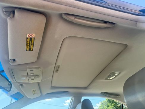 Used 2005 Lexus ES 330 image 23