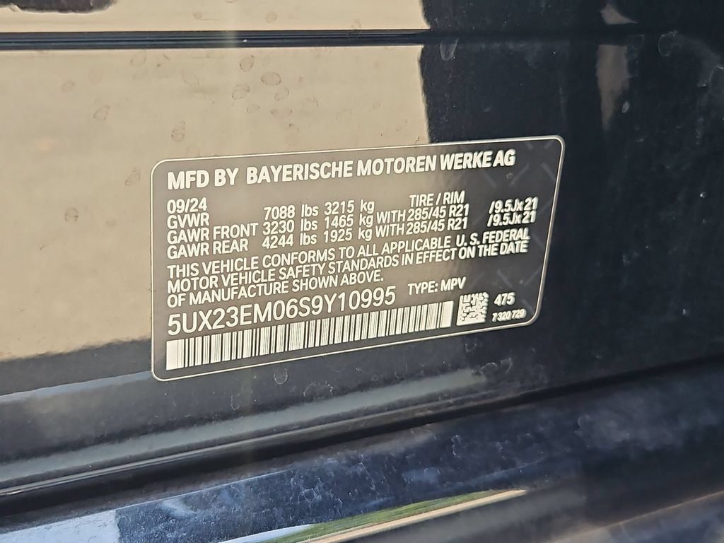 Used 2025 BMW X7 xDrive40i w/ Premium Package AWD/4WD image 29