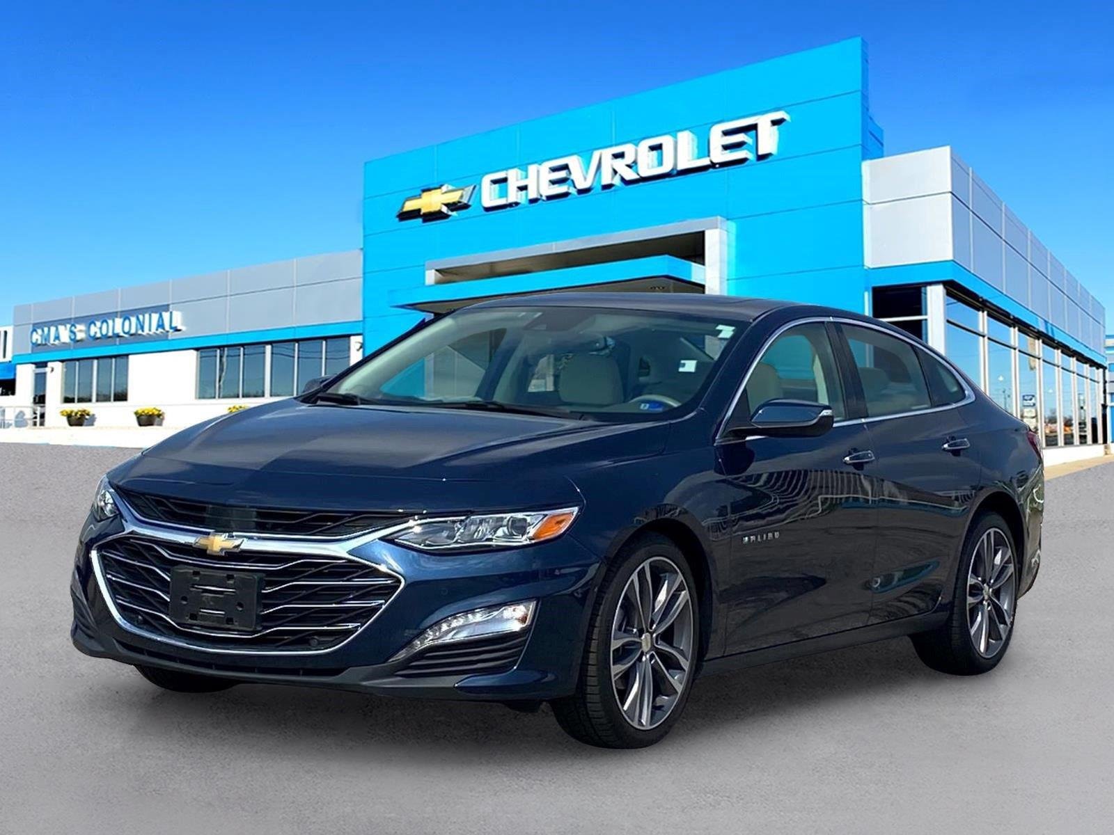 Used 2022 Chevrolet Malibu Premier FWD image 1