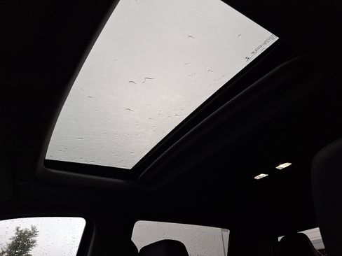 Used 2020 Chevrolet Silverado 1500 LT Trail Boss image 21