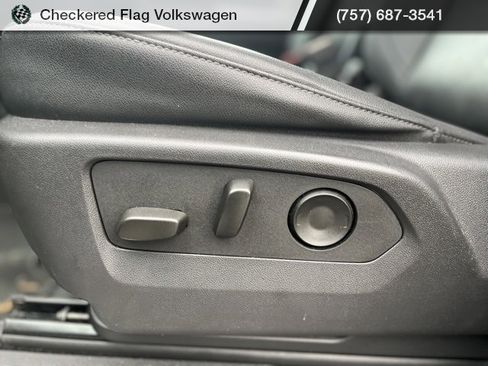 Used 2025 GMC Sierra 1500 SLT image 23