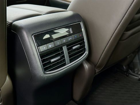 Certified 2022 MAZDA CX-9 Signature image 27