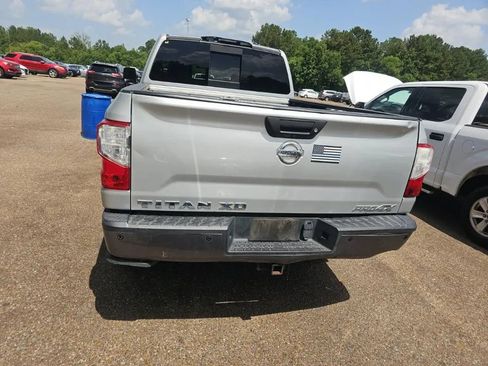 Used 2018 Nissan Titan PRO-4X w/ Pro-4x Utility Package AWD/4WD image 3