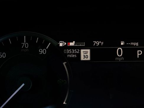 Used 2022 Land Rover Range Rover Velar R-Dynamic S image 23