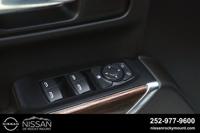 Used 2020 Chevrolet Silverado 1500 LT Trail Boss w/ Bed Protection Package AWD/4WD image 12