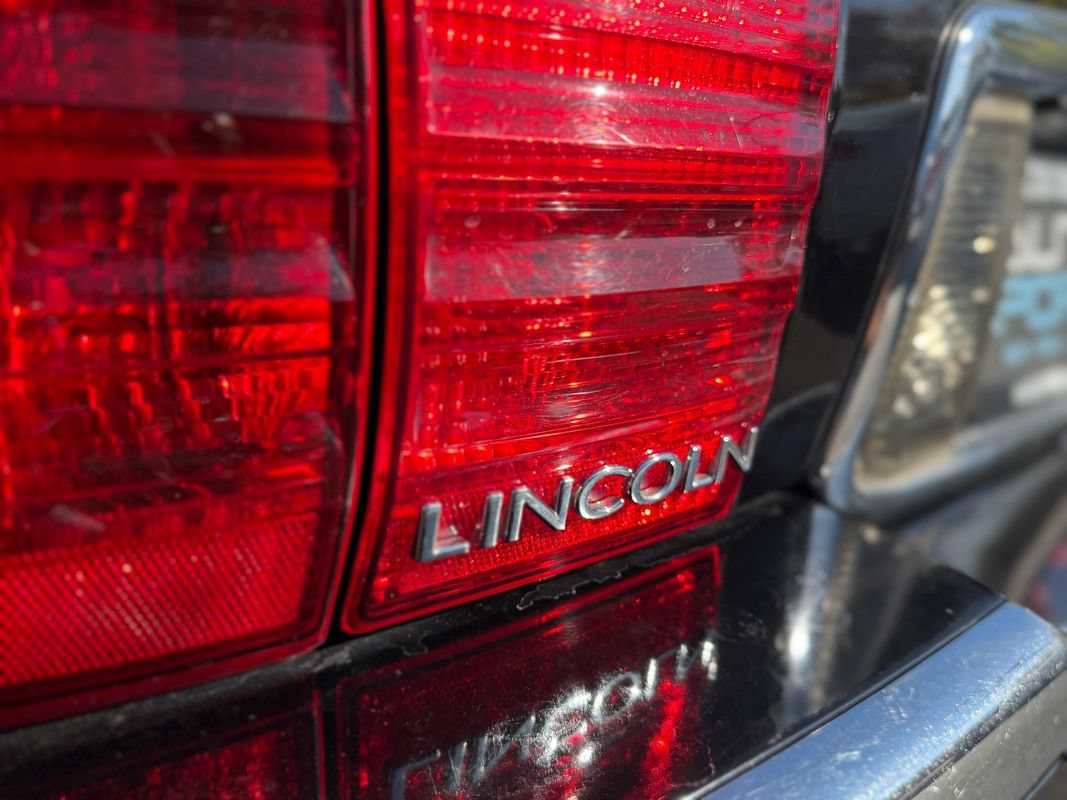 Used 2001 Lincoln LS RWD image 26