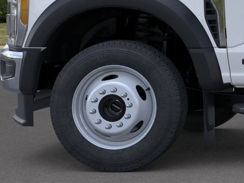New 2026 Ford F550 4x4 Crew Cab image 19